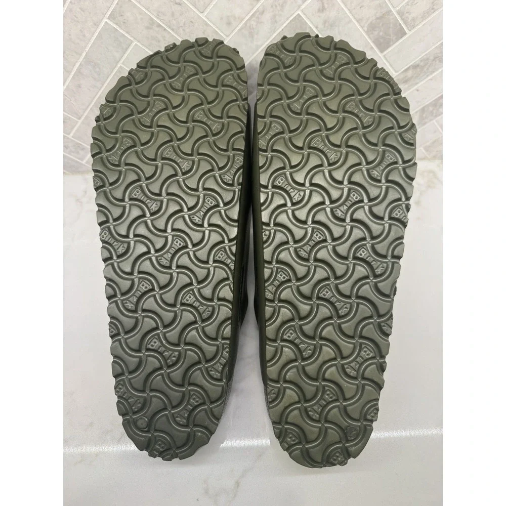 Birkenstock Arizona Essentials EVA Sandals Mens Size 11 44 Khaki Slip On Slides